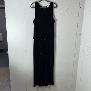 Chico's Classic Black pant suite size one, US size M
Soft, comfortable.